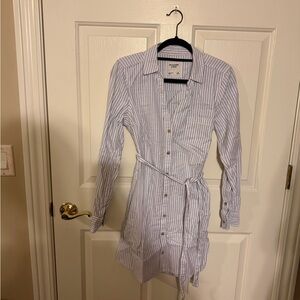 Abercrombie & Fitch White and Black Striped Shirt